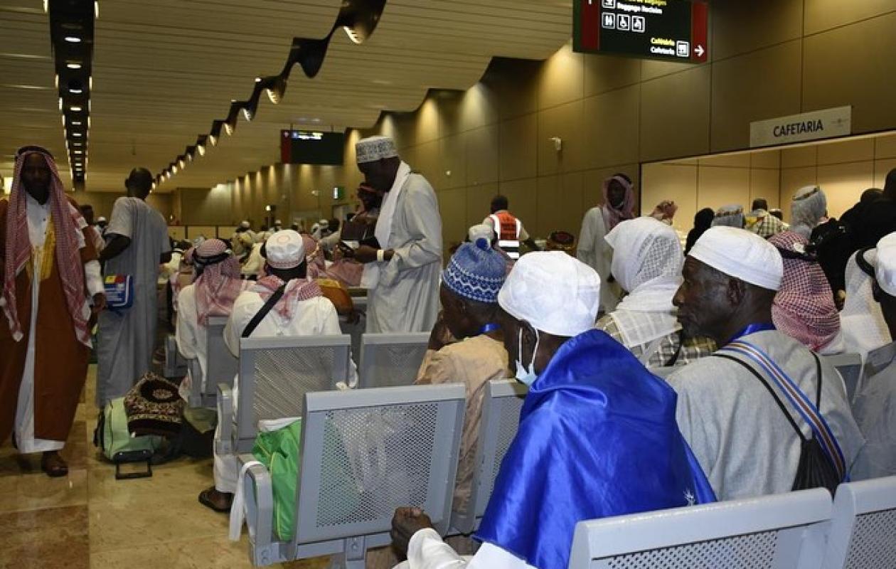 Arnaque à la Oumra : rêves brisés à l’aéroport, 34 pèlerins floués