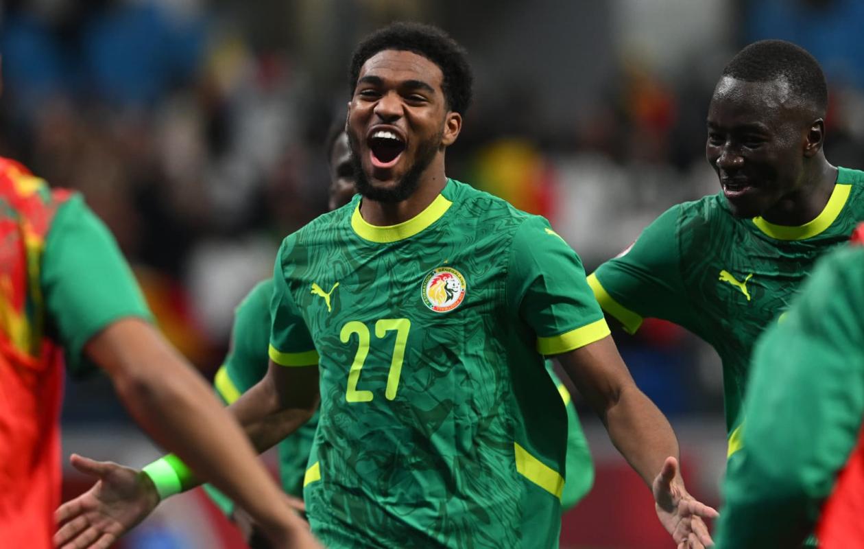 "IL EST À MOITIÉ SÉNÉGALAIS ET À MOITIÉ MAROCAIN": POURQUOI LA FINALE DE LA CAN 2025 EST TRÈS PARTICULIÈRE POUR LA FAMILLE D'IBRAHIM MBAYE