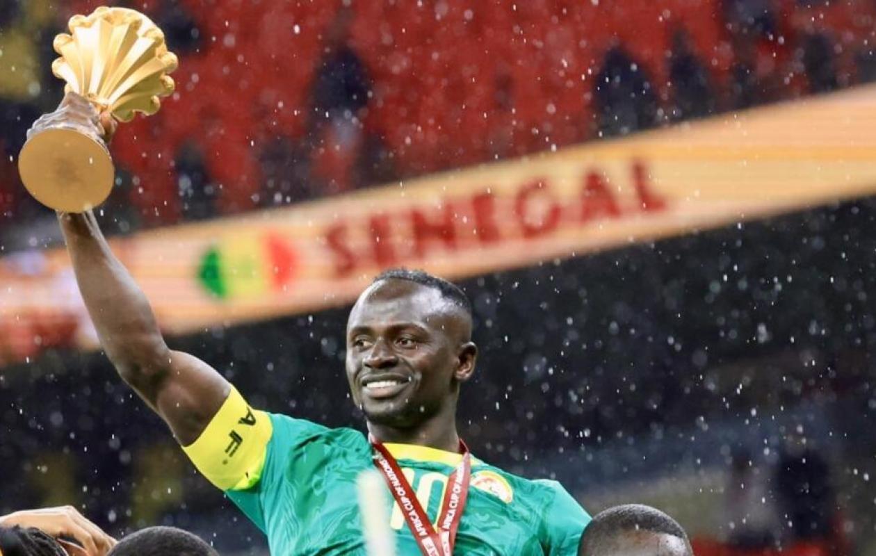 CAN Maroc-2025 : Moment insolite après la finale, Sadio Mané reconnaît Nordin Amrabat en pleine interview