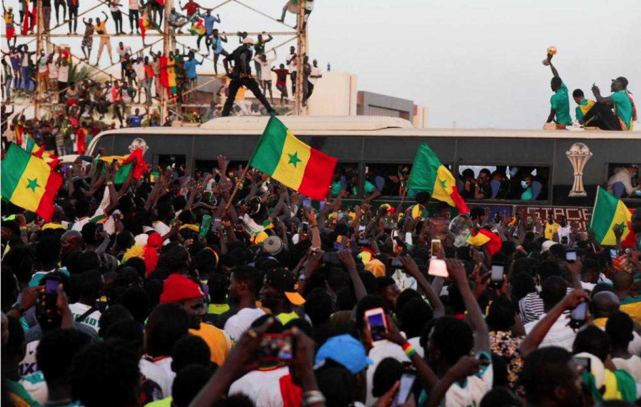 Accueil triomphal des Lions à l’AIBD : Les supporters déjà en effervescence