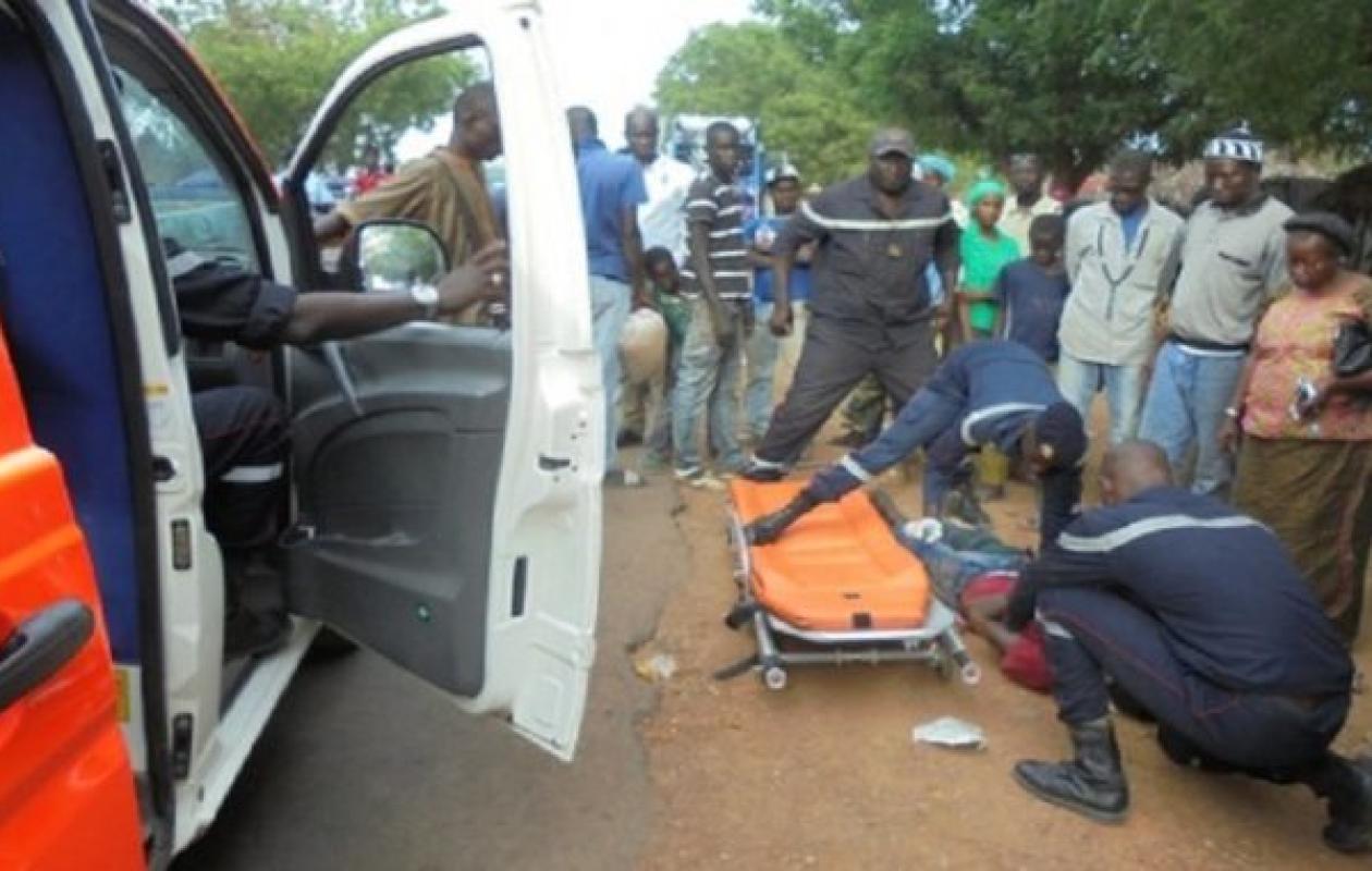 Louga :Une collision entre un taxi et un « Allo Dakar) fait 4 morts et 4 blessés graves