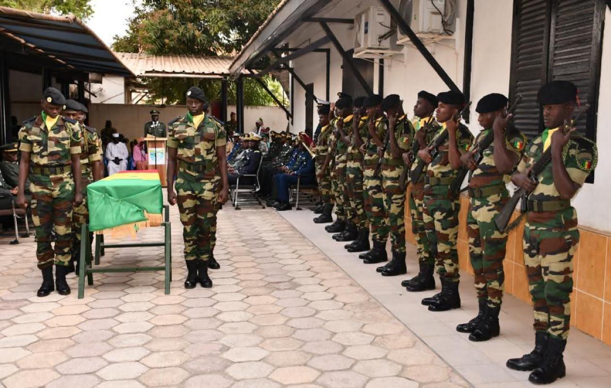 Les Forces armées rendent hommage au soldat Cheikh Manga, décédé en République centrafricaine