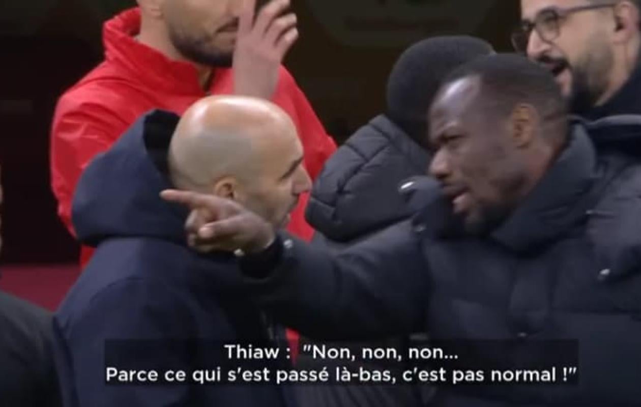 SÉNÉGAL-MAROC: "NON MAIS ATTENDS DEUX MINUTES PAPE", L'ÉCHANGE TENDU ENTRE THIAW ET REGRAGUI EN FINALE DE LA CAN 2025