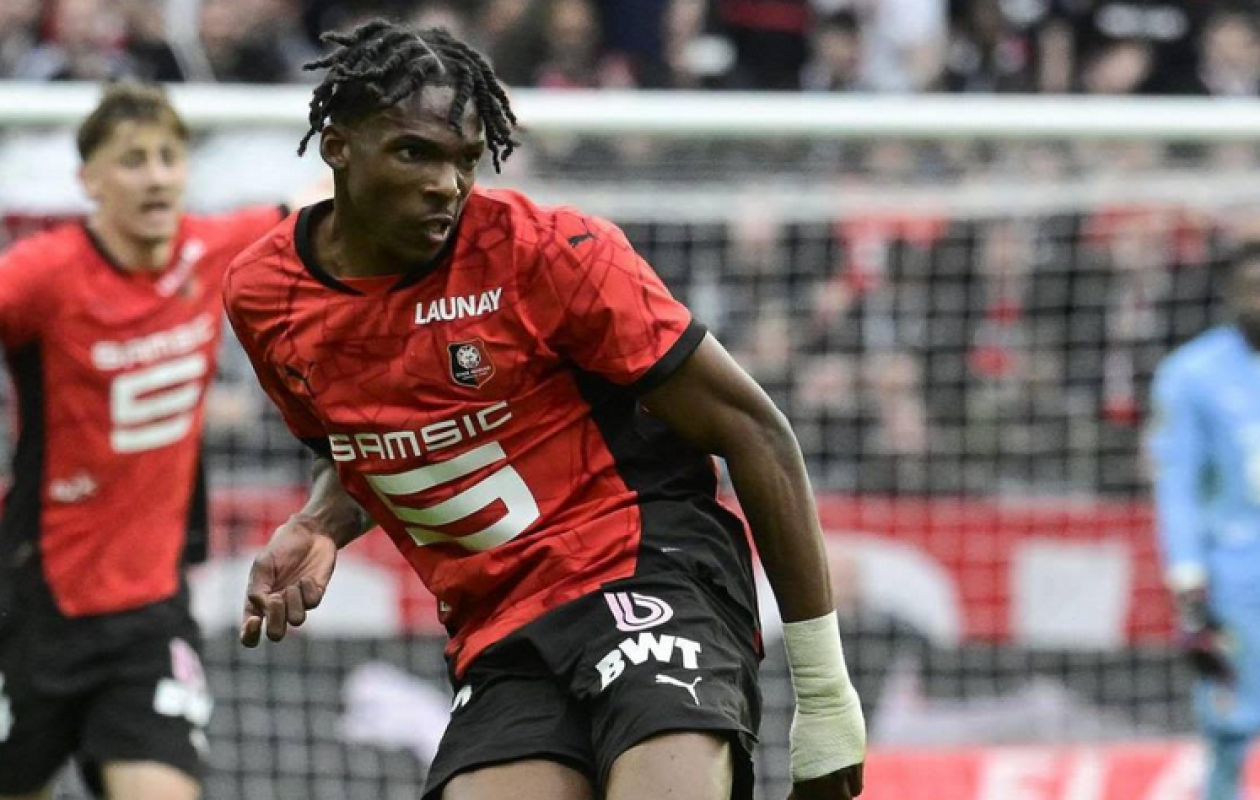 Jacquet annoncé à Liverpool : le Stade Rennais sur le point de boucler la plus grosse vente de son histoire