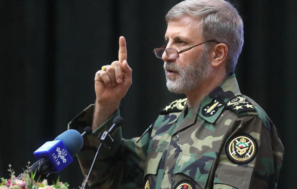 Iran: les forces armées sont en état d'alerte maximale, prévient Téhéran