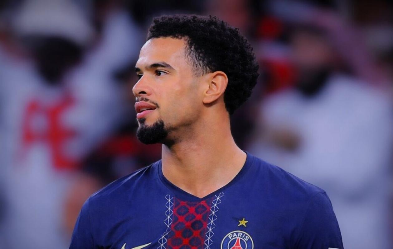 PSG : Zaïre-Emery apprécie-t-il être latéral droit ? Il répond