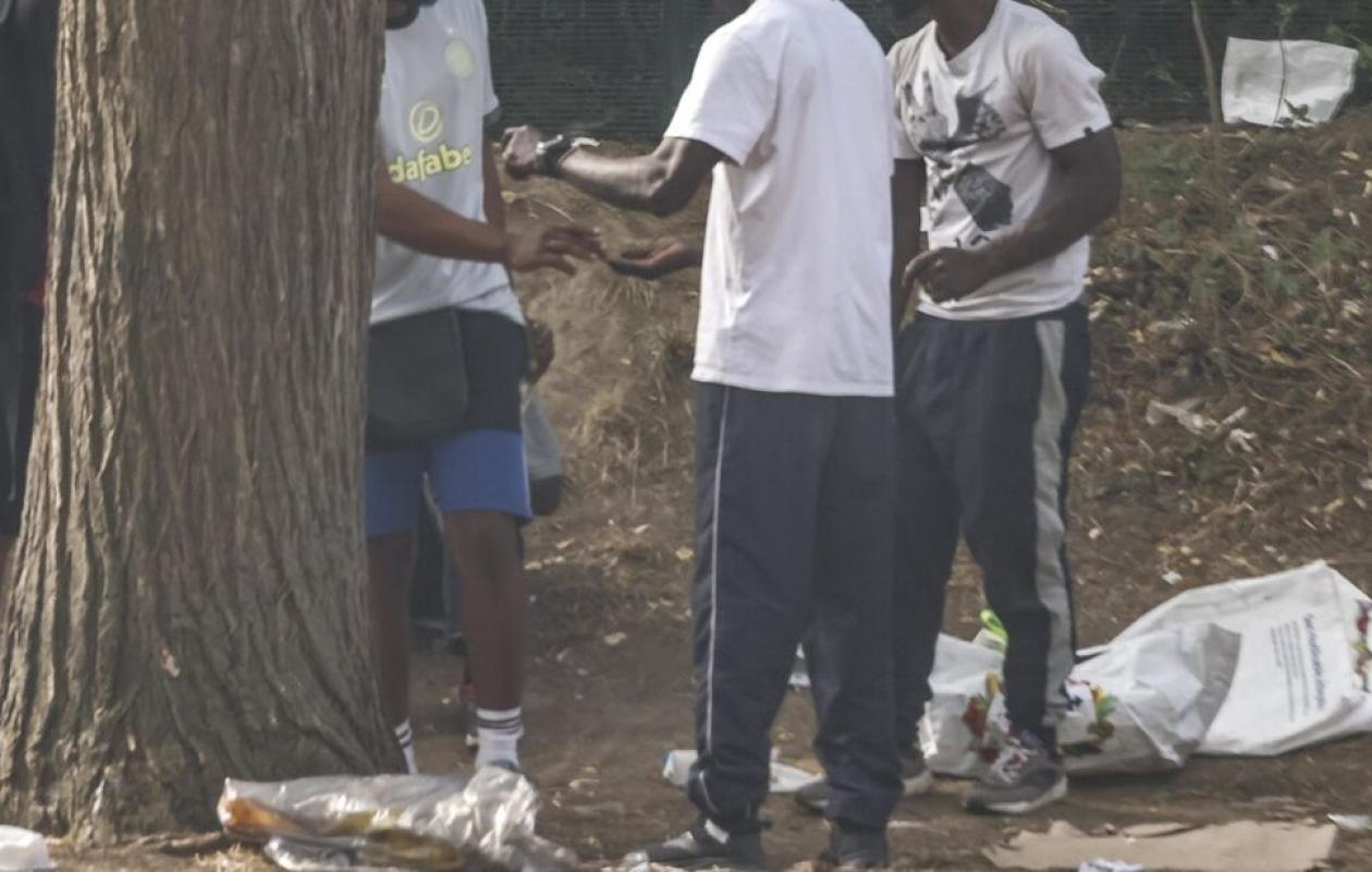 Castors : le commerçant vend de la drogue aux policiers sans le…