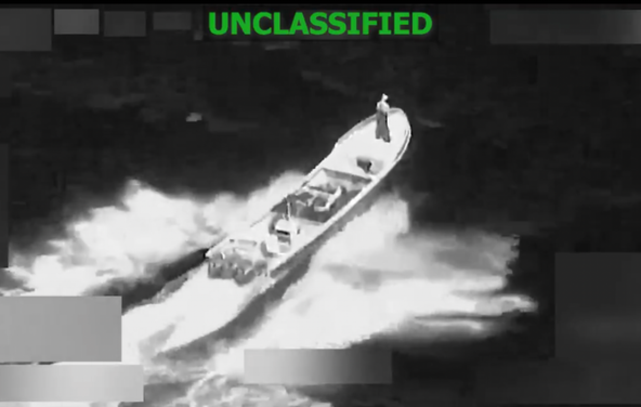 Nouvelle frappe américaine contre un bateau de narcotrafiquants présumés dans le Pacifique, deux morts