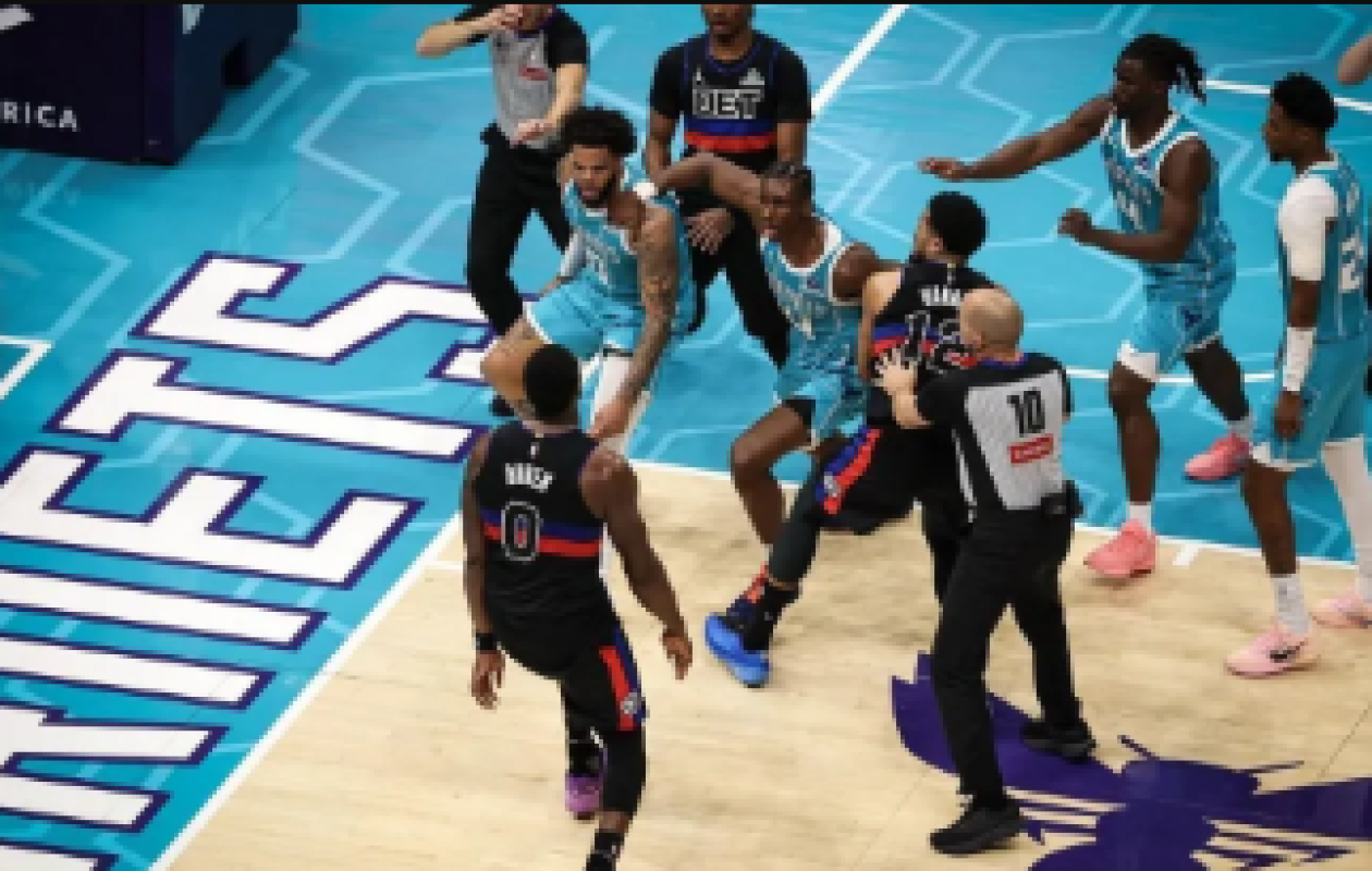 Bagarre générale en NBA: le match entre Charlotte et Detroit dégénère