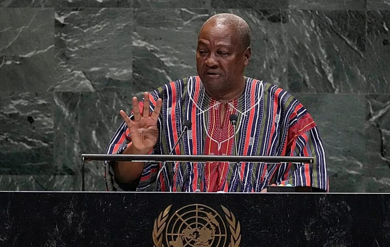 Les Ghanéens adoptent le « Fugu Day » après les moqueries subies par la tenue traditionnelle