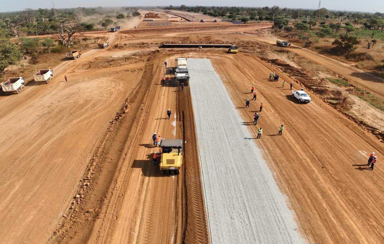 Thiès : Trois individus condamnés à 4 mois pour vol de carburant sur le chantier de l’autoroute Dakar - Tivaouane - Saint-Louis