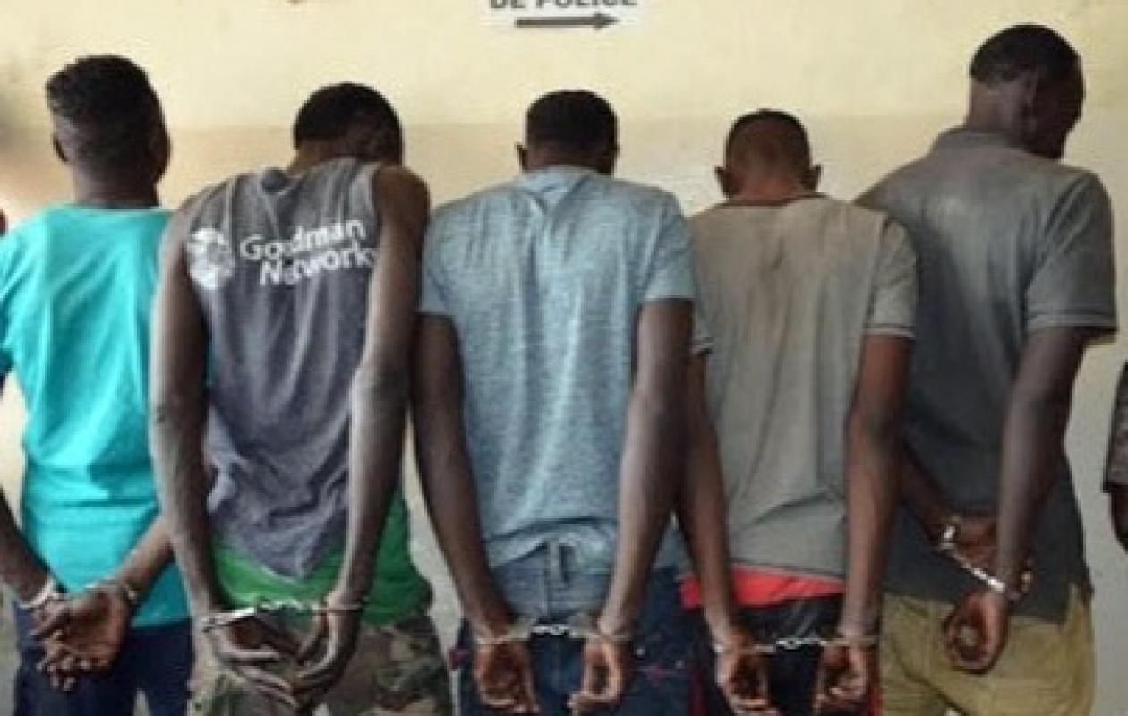 Opération policière : 321 interpellations, meurtre, viol collectif, menace de mort, drogue au menu