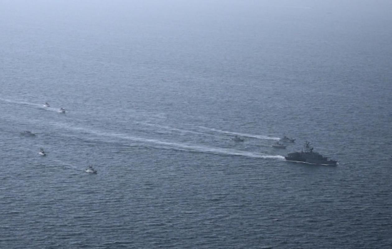 Khamenei prévient que le porte-avions américain dans le Golfe peut être coulé