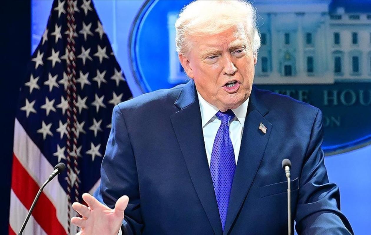 Etats-Unis : Trump impose un droit de douane mondial de 10 % après une sévère réprimande judiciaire