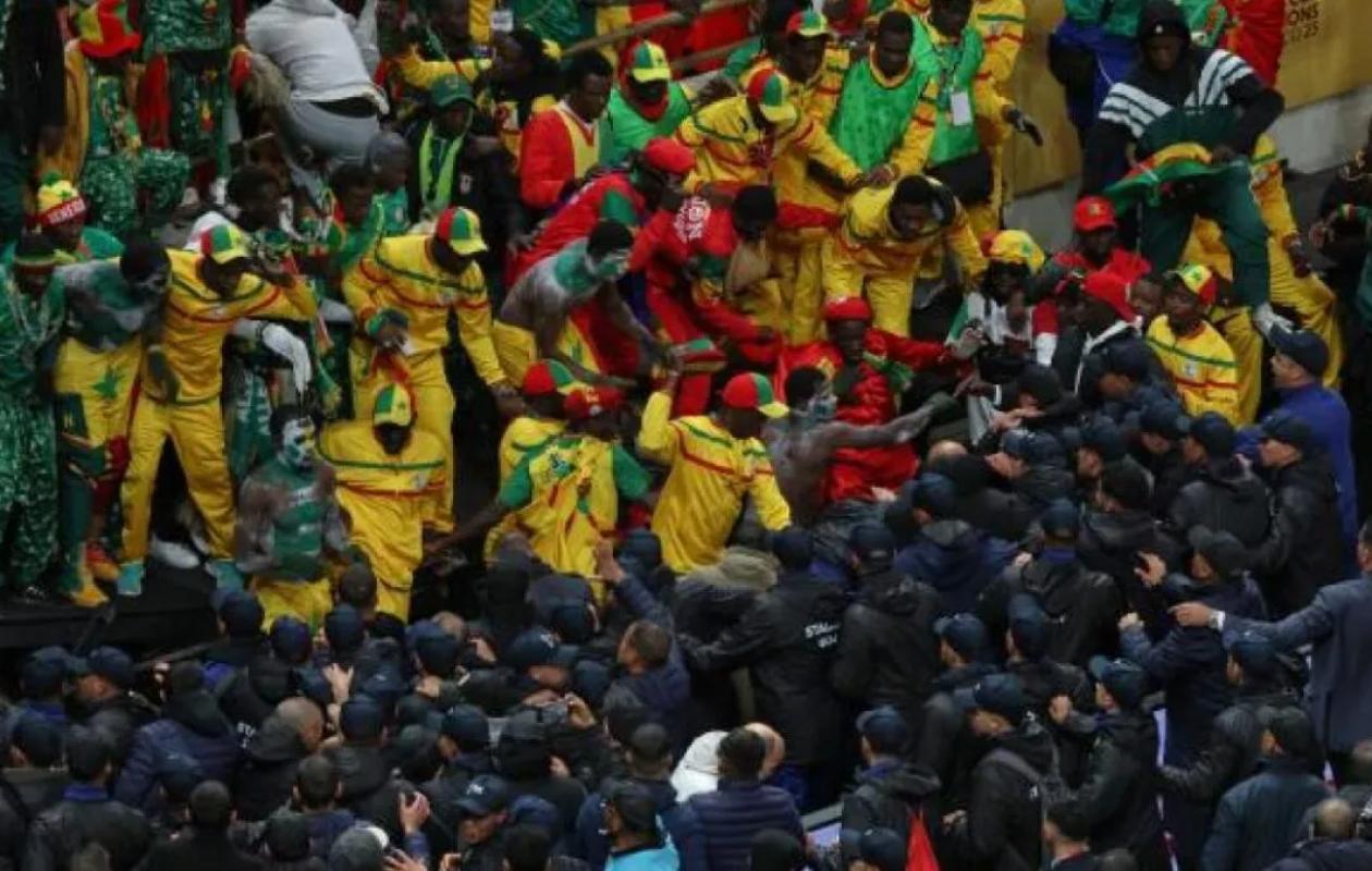18 «otages» du Maroc : la surprenante décision des fans des Lions