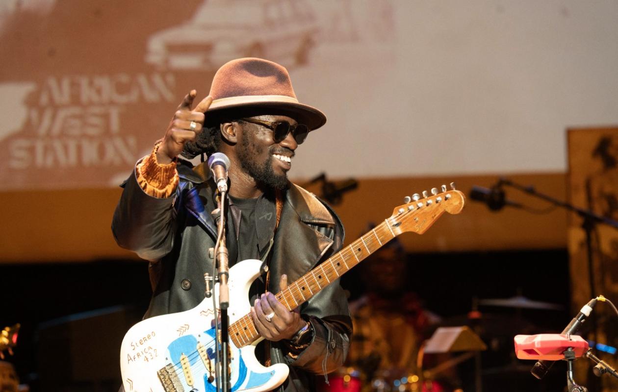 Sahad Sarr, chantre solaire et engagé d'un "panafricanisme musical"