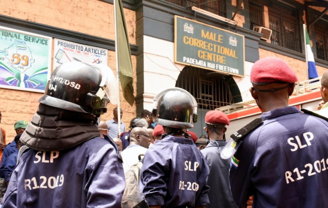 Freetown accuse Conakry d'avoir interpellé des policiers et soldats sierra-léonais sur son territoire