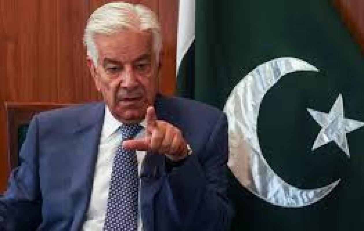 Pakistan: le ministre de la Défense déclare la «guerre ouverte» aux autorités talibanes d'Afghanistan