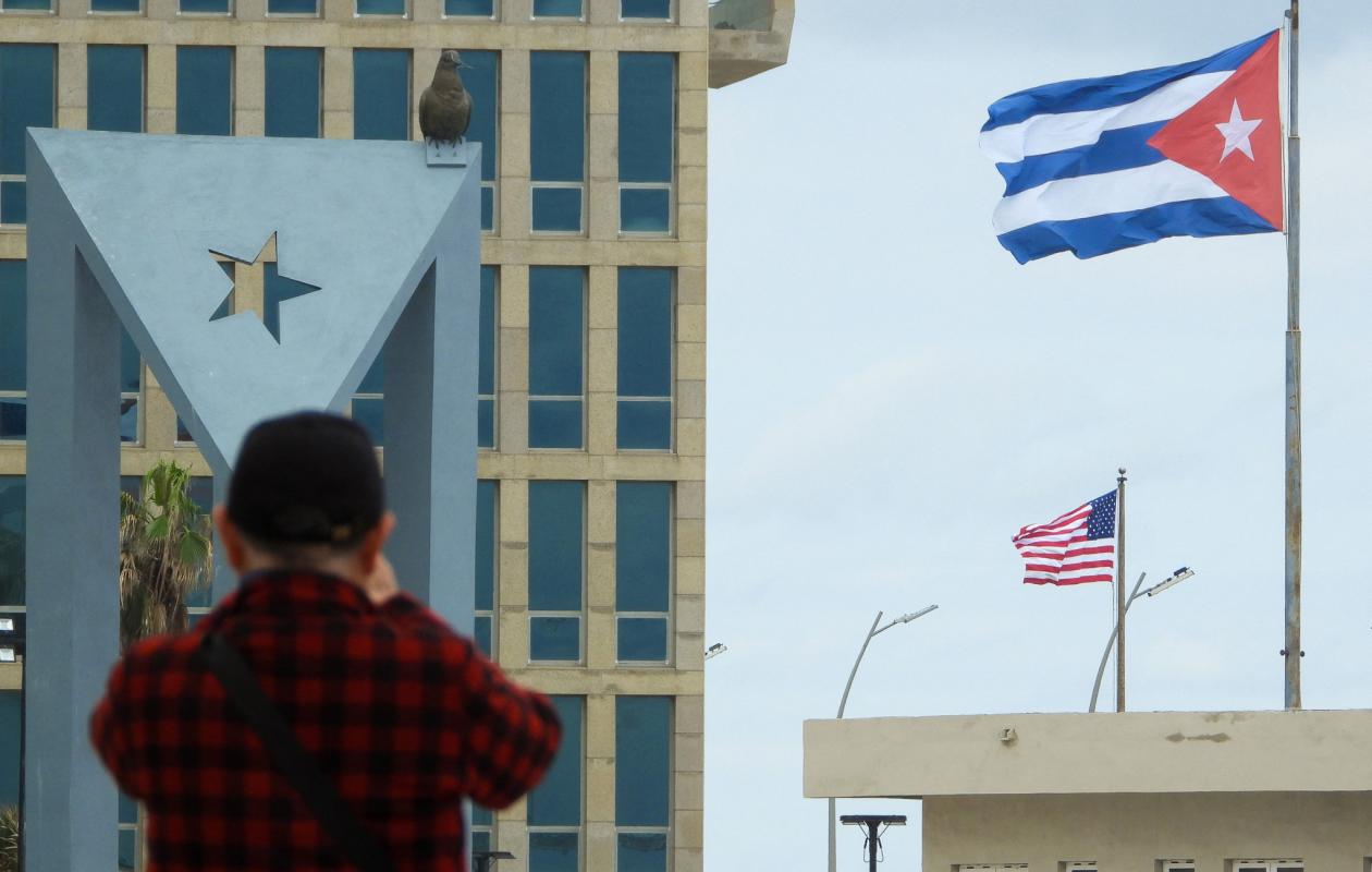 Trump affirme envisager une "prise de contrôle pacifique" de Cuba