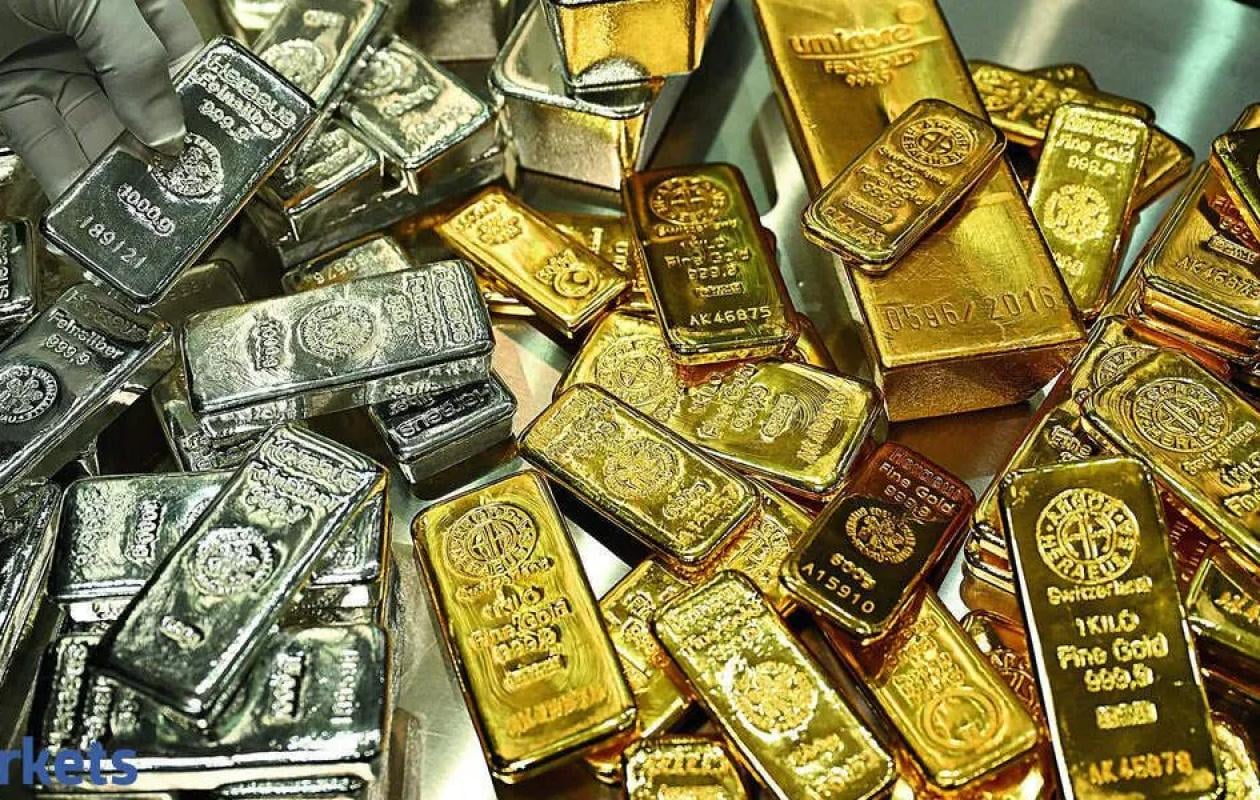 Guerre au Moyen-Orient: l'or perd plus de 4%, l'argent plus de 12%