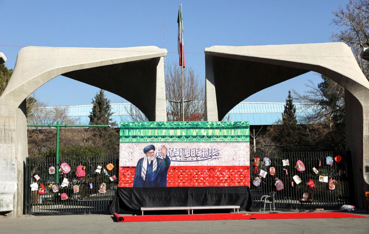 L'Iran reporte les funérailles nationales pour Khamenei prévues mercredi