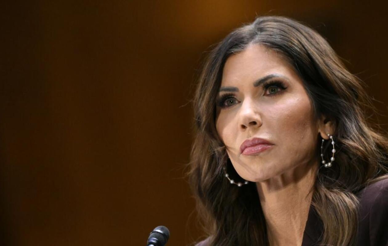 Trump limoge sa ministre de la Sécurité intérieure Kristi Noem