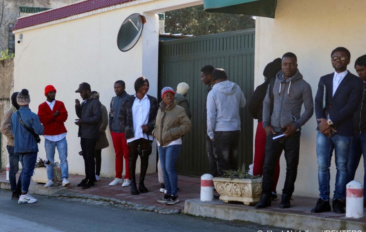 “Si la police m’arrête aujourd’hui, tout est fini” : Entre clandestinité et survie, le quotidien des jeunes exilés guinéens en Allemagne