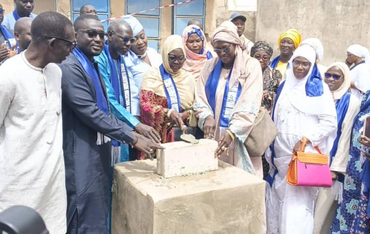 8 mars : les femmes de l’ONAS entament la construction de 9 boxes de toilettes à l’école Ousseynou Diagne de Rufisque