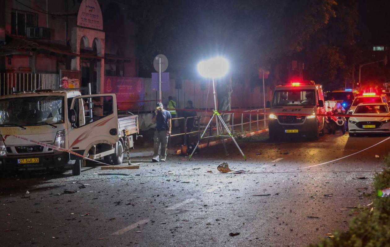 Une série d'explosions entendues de Tel-Aviv, après une alerte aux missiles iraniens (journalistes AFP)