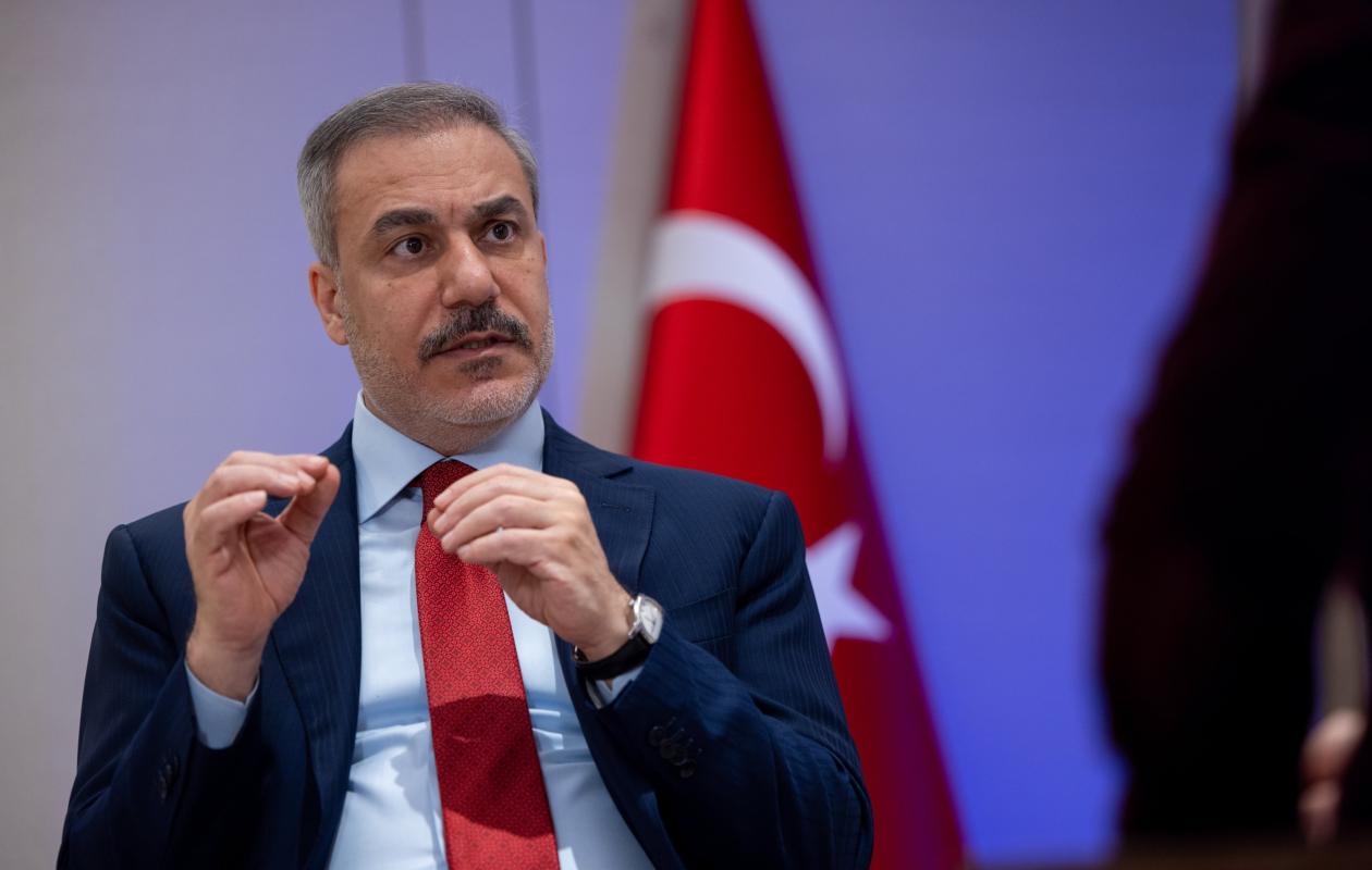 La Turquie "parle avec l'Iran et les Etats-Unis" pour mettre fin à la guerre au Moyen-Orient (ministre)