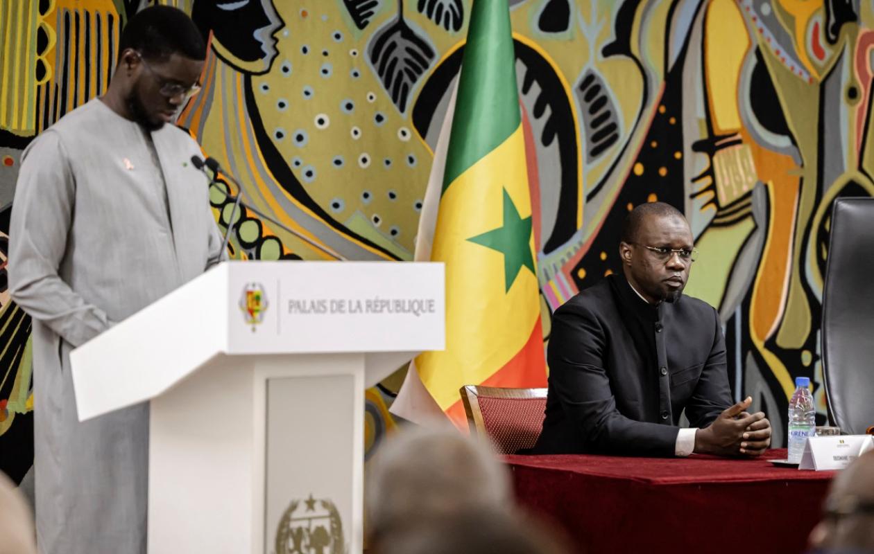 « Les duos finissent en duels » : Les prédictions explosives de l’ex-ministre Adrien Poussou sur le cas Sonko-Diomaye