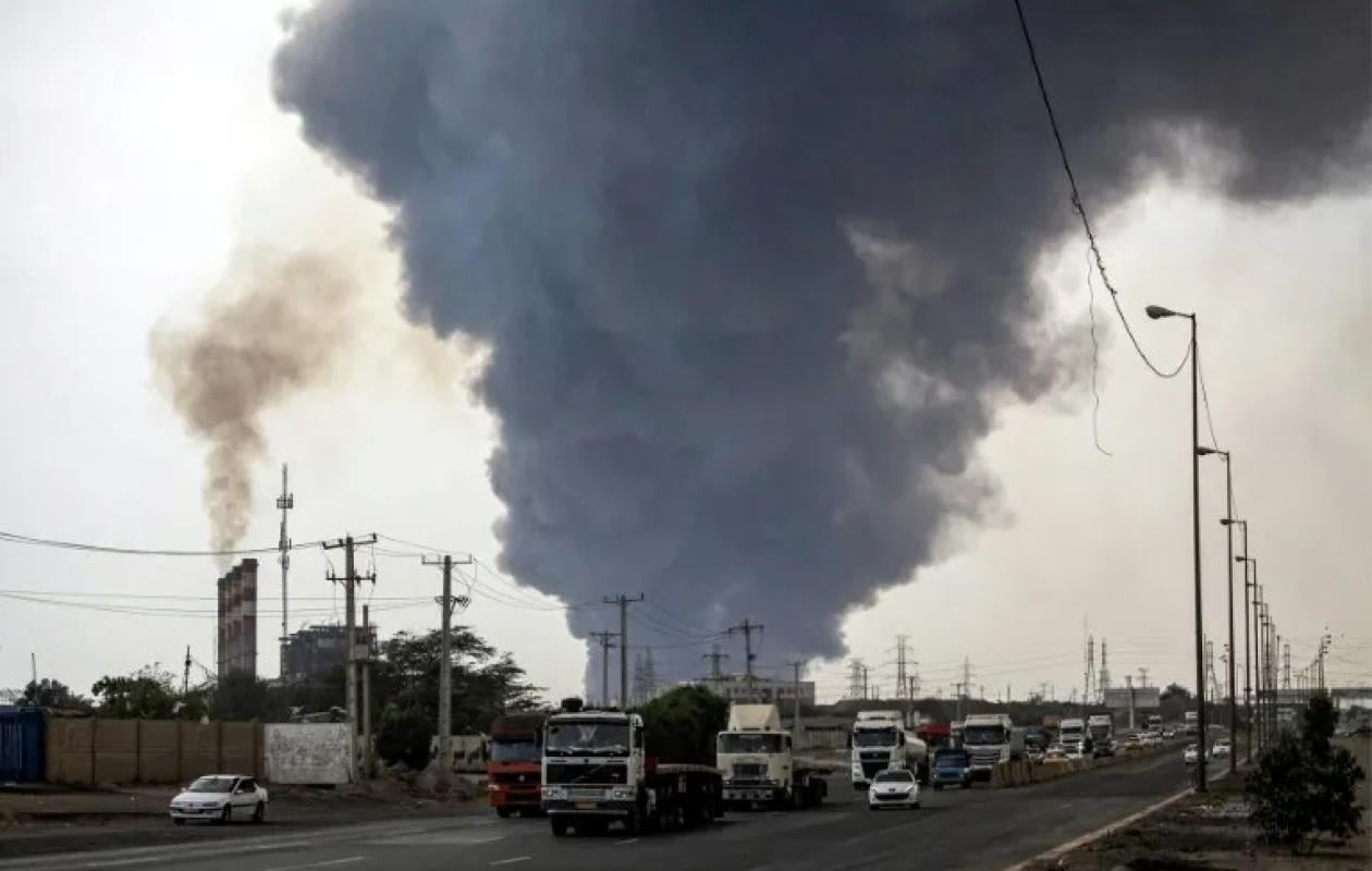 Iran: des explosions retentissent dans la capitale