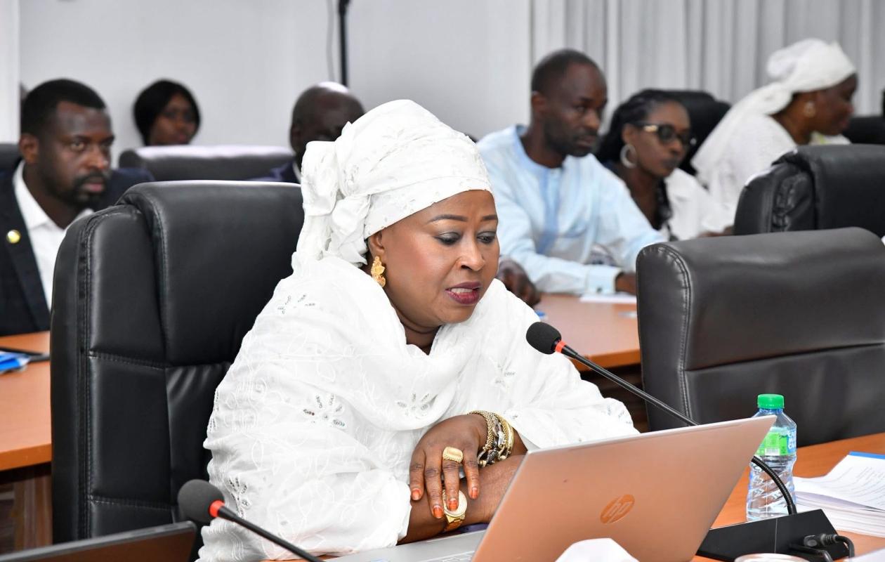 Le ministère de la Famille dément les allégations de favoritisme dans le financement des projets des femmes