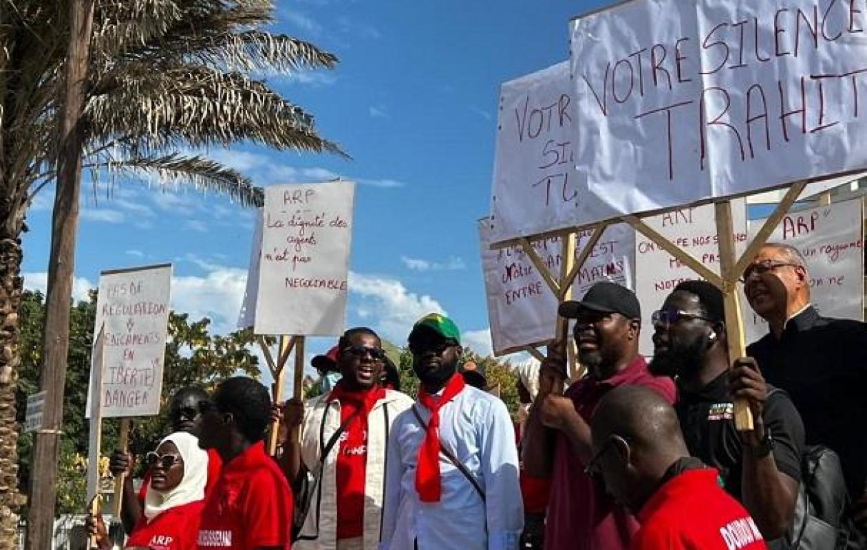 Crise à l’Agence sénégalaise de réglementation pharmaceutique : Des syndicats de la santé tirent la sonnette d’alarme