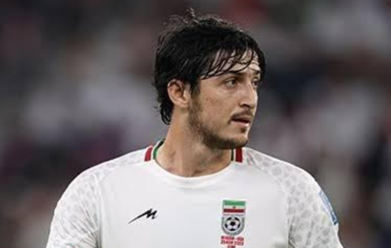 Iran : Sardar Azmoun écarté de la sélection nationale en pleine tension géopolitique