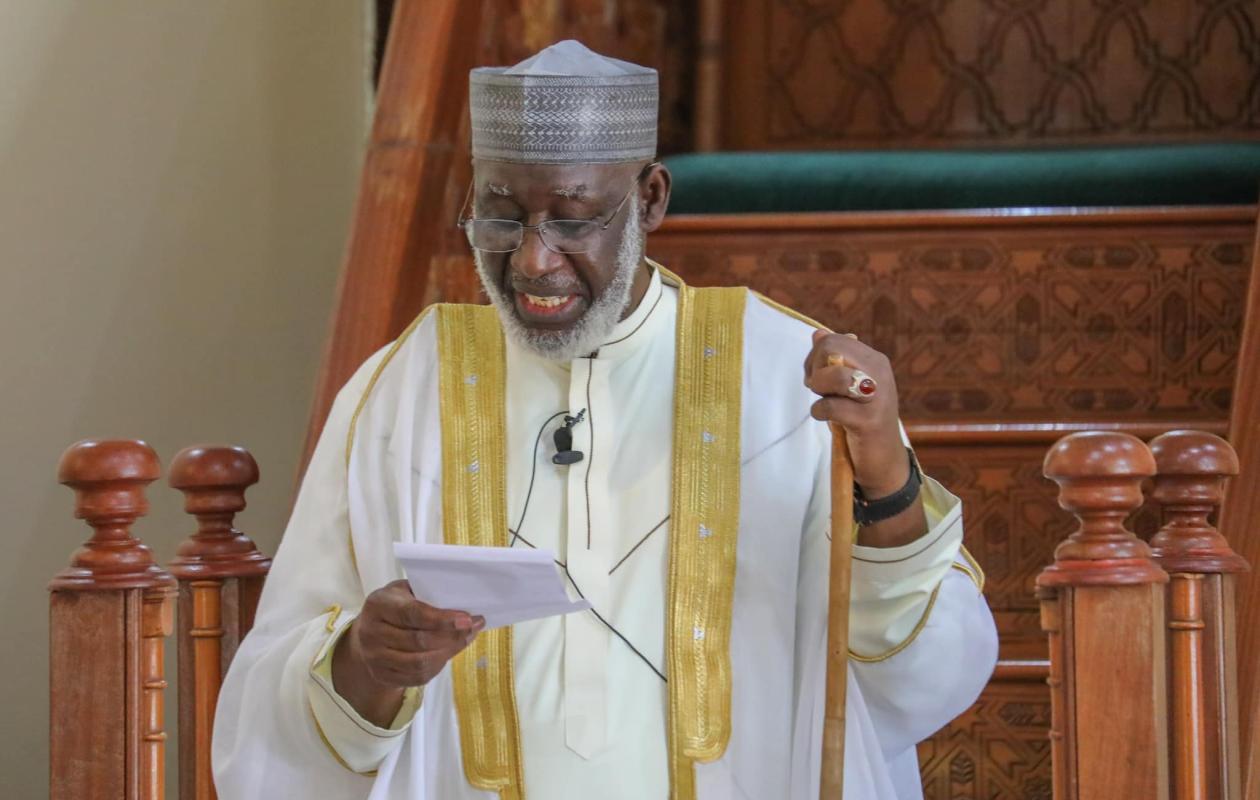 Korité à la mosquée omarienne : Le message de l’imam aux étudiants, aux autorités et aux parents