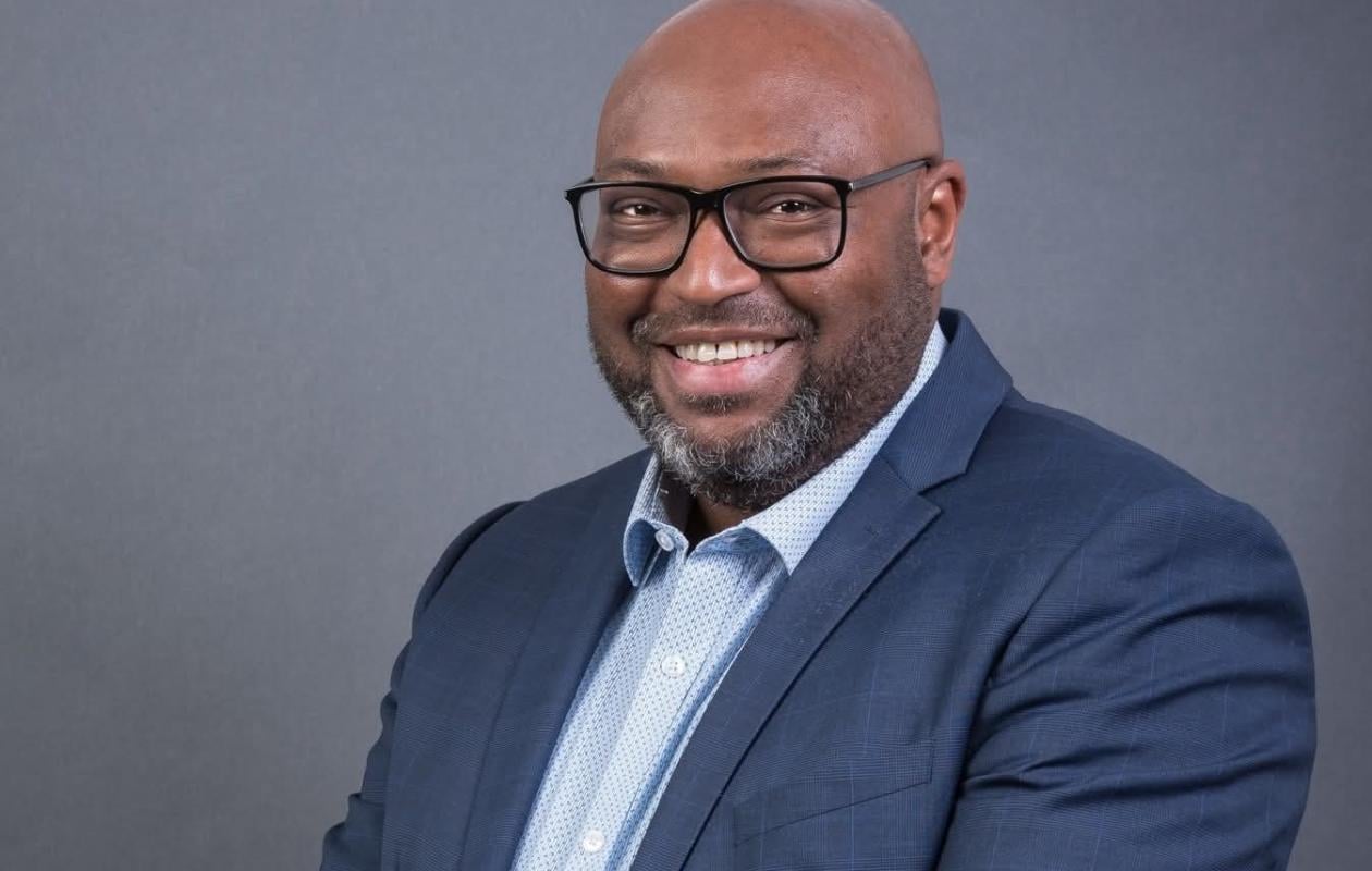 Réélection de Lamine Naham : Le  parcours incroyable du petit-fils d'El Hadj Malick Sy devenu maire en France