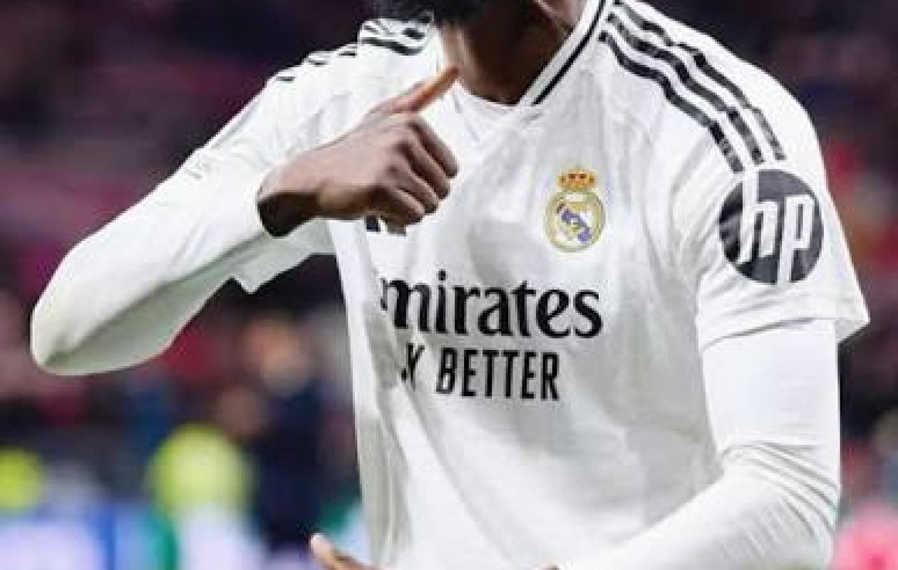 Critiqué pour son agressivité, Rüdiger assume son style : « Tu dois faire comprendre à l'attaquant qu'il va passer une sale journée »