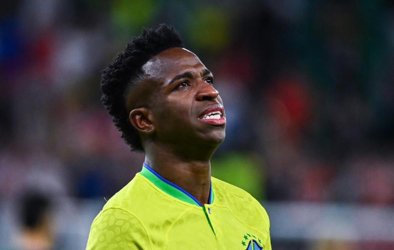 Brésil–France (1-2) : Vinicius Jr dans l’œil du cyclone après la défaite des Auriverdes