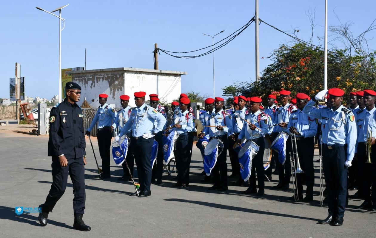 Préparatifs du 4 Avril : Mame Seydou Ndour passe en revue les troupes de la police nationale