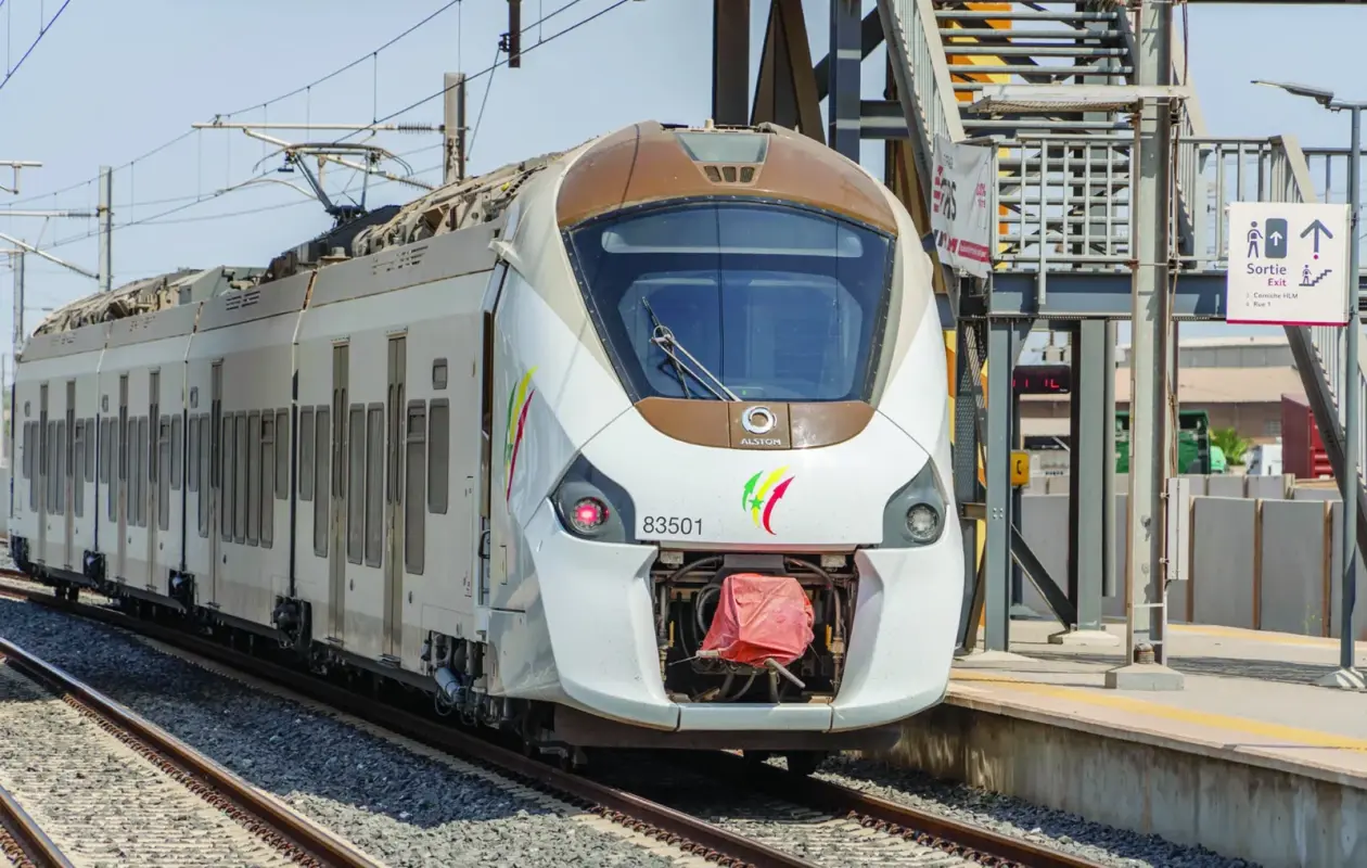 Grève des transporteurs : L’État renforce le TER pour éviter la paralysie