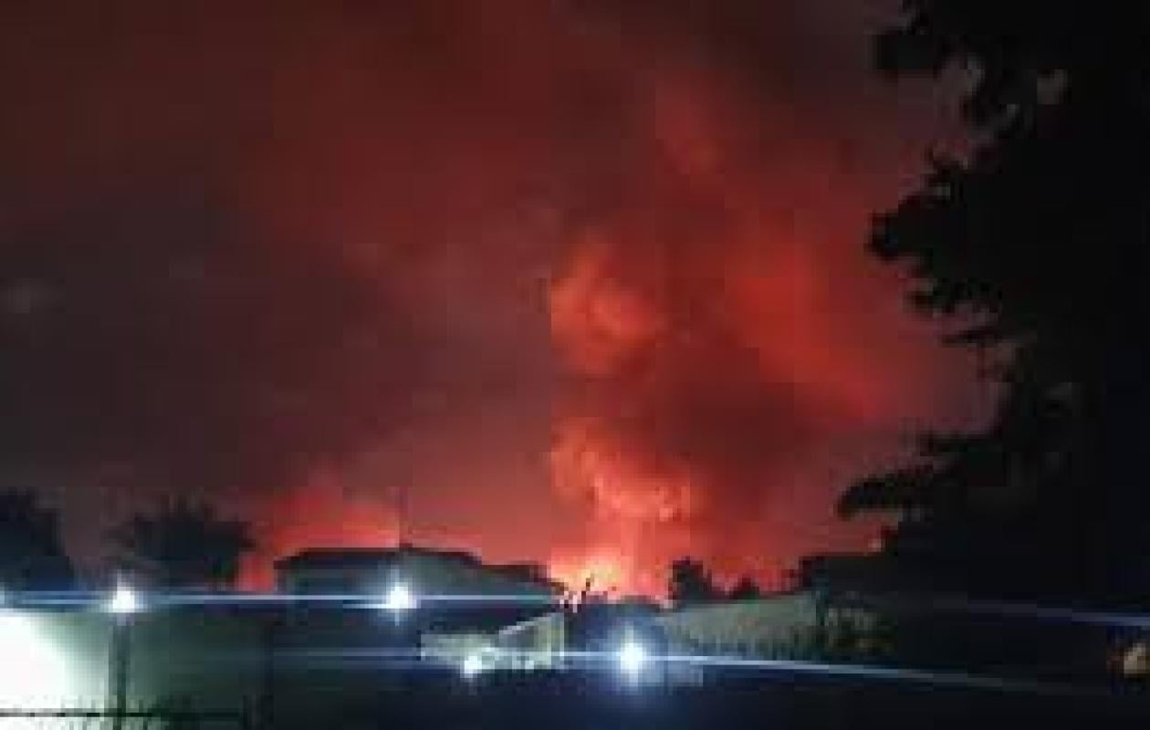 Burundi: des "dizaines" de morts dans l'incendie d'un dépôt de munitions de Bujumbura, selon des sources sécuritaires