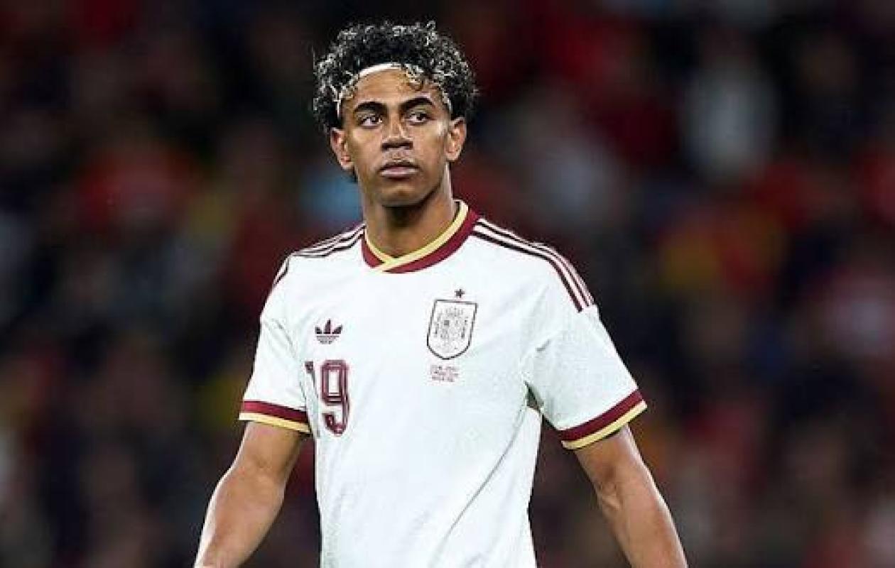 Chants islamophobes : « Si j’étais Lamine Yamal, j’y réfléchirais à deux fois avant de rejouer pour l’Espagne », le conseil d'un ancien du PSG