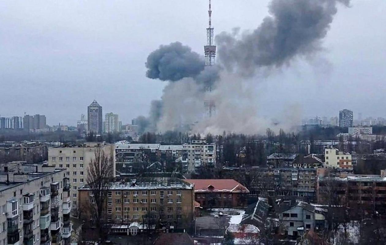 Ukraine: cinq morts et 19 blessés dans une frappe russe sur un marché (gouverneur)