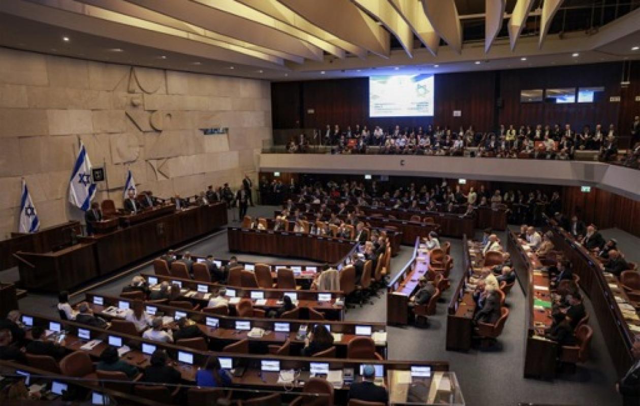 Le Parlement israélien adopte une hausse massive du budget de la défense