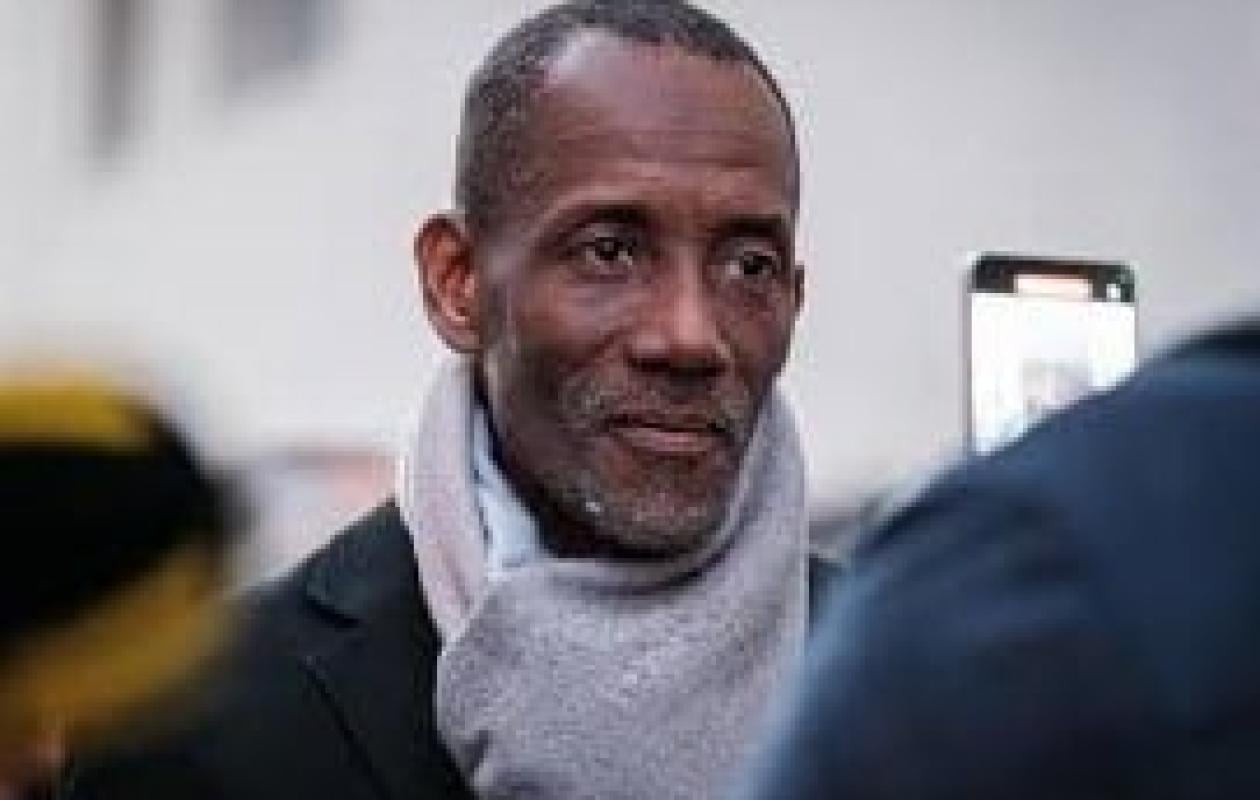 « De la famille des grands singes » : Le ministre français de l'Intérieur réagit aux propos racistes contre le maire Bally Bagayoko