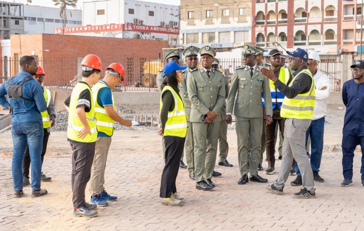 JOJ Dakar 2026 : le Directeur général des Douanes s'enquiert de l'état d'avancement au stade Iba Mar Diop