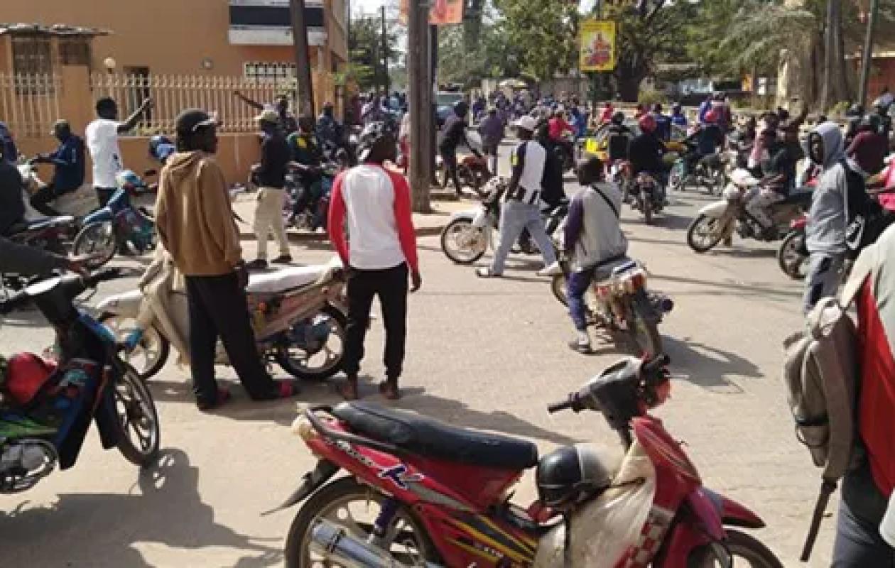 Kaffrine : Le calvaire des conducteurs de Jakarta face à la grève des transporteurs