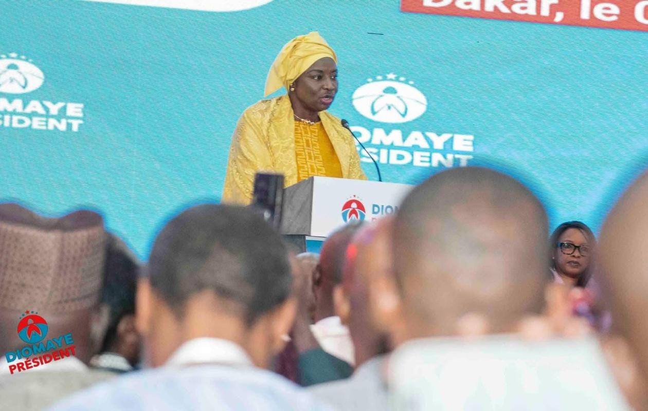 « Diomaye-Président » : quand Mimi Touré applique la méthode Aïda Mbodj