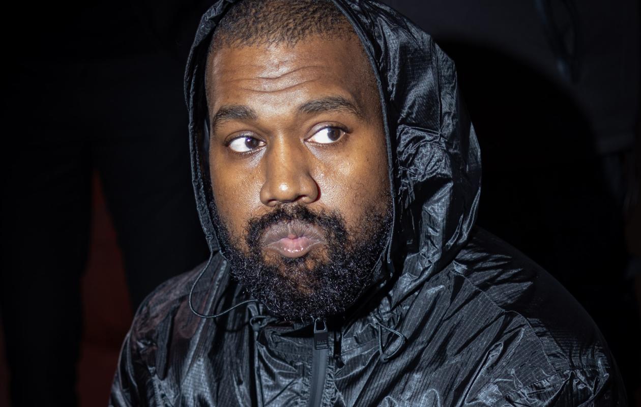 Kanye West traîné en justice par un de ses ex-employés : Il lui réclame…
